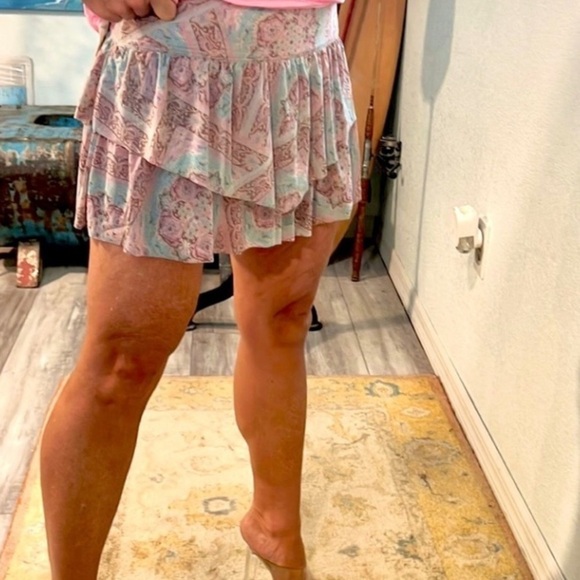 🏝️NWT, Ale’ by Alessandra, Prairie in Soft Tones, Swim Skirt, Sold-Out On-Line - Picture 6 of 11